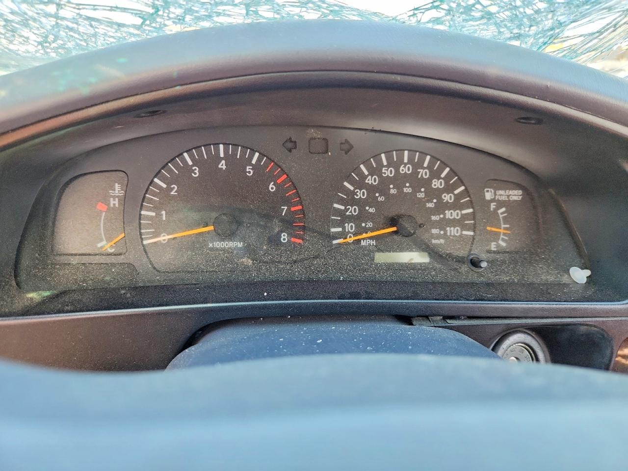 2000 Toyota Tacoma Xtracab Prerunner White vin: 4TASN92N9YZ604849