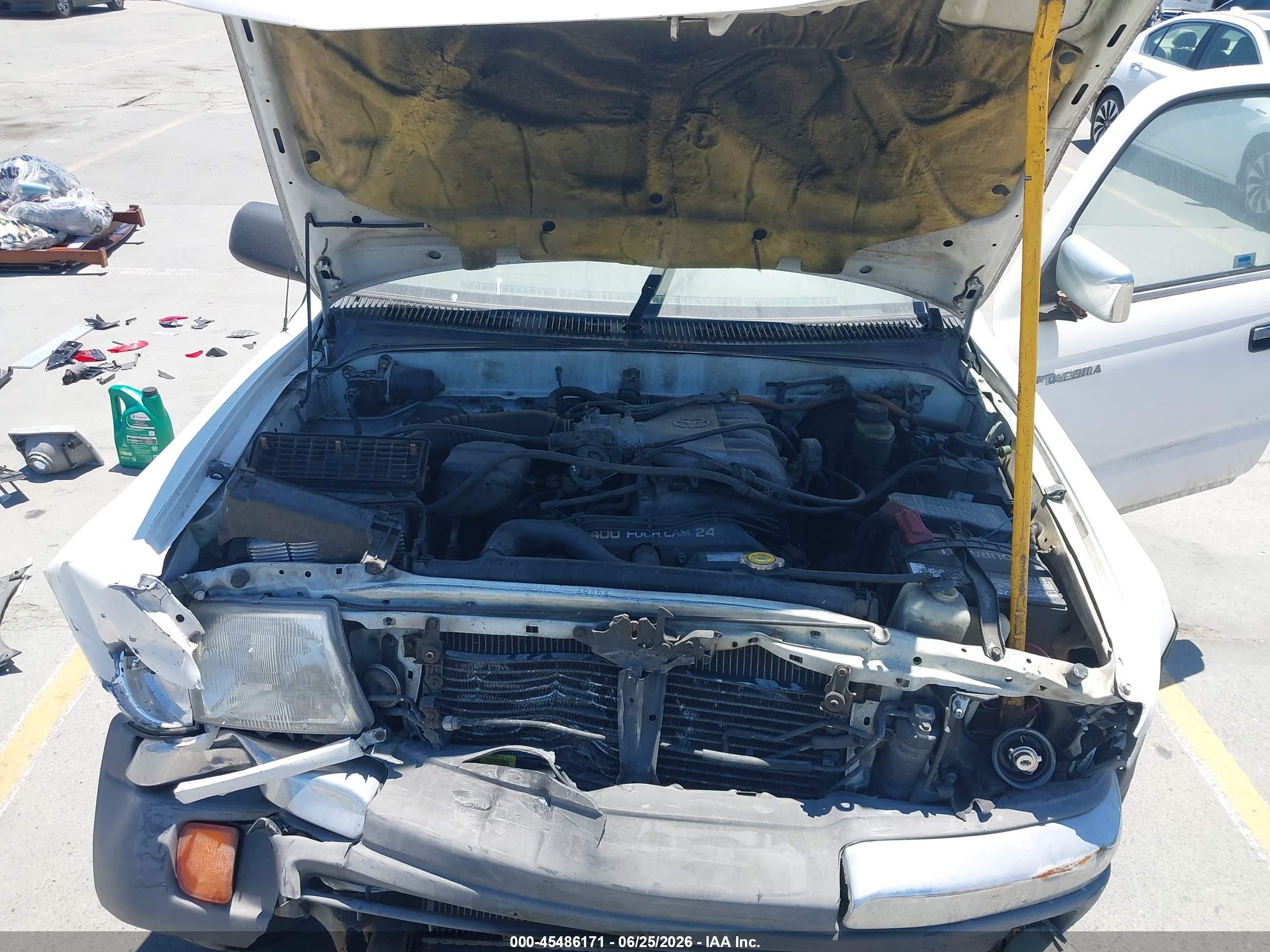 2000 Toyota Tacoma Prerunner V6 Белый vin: 4TASN92N9YZ682368