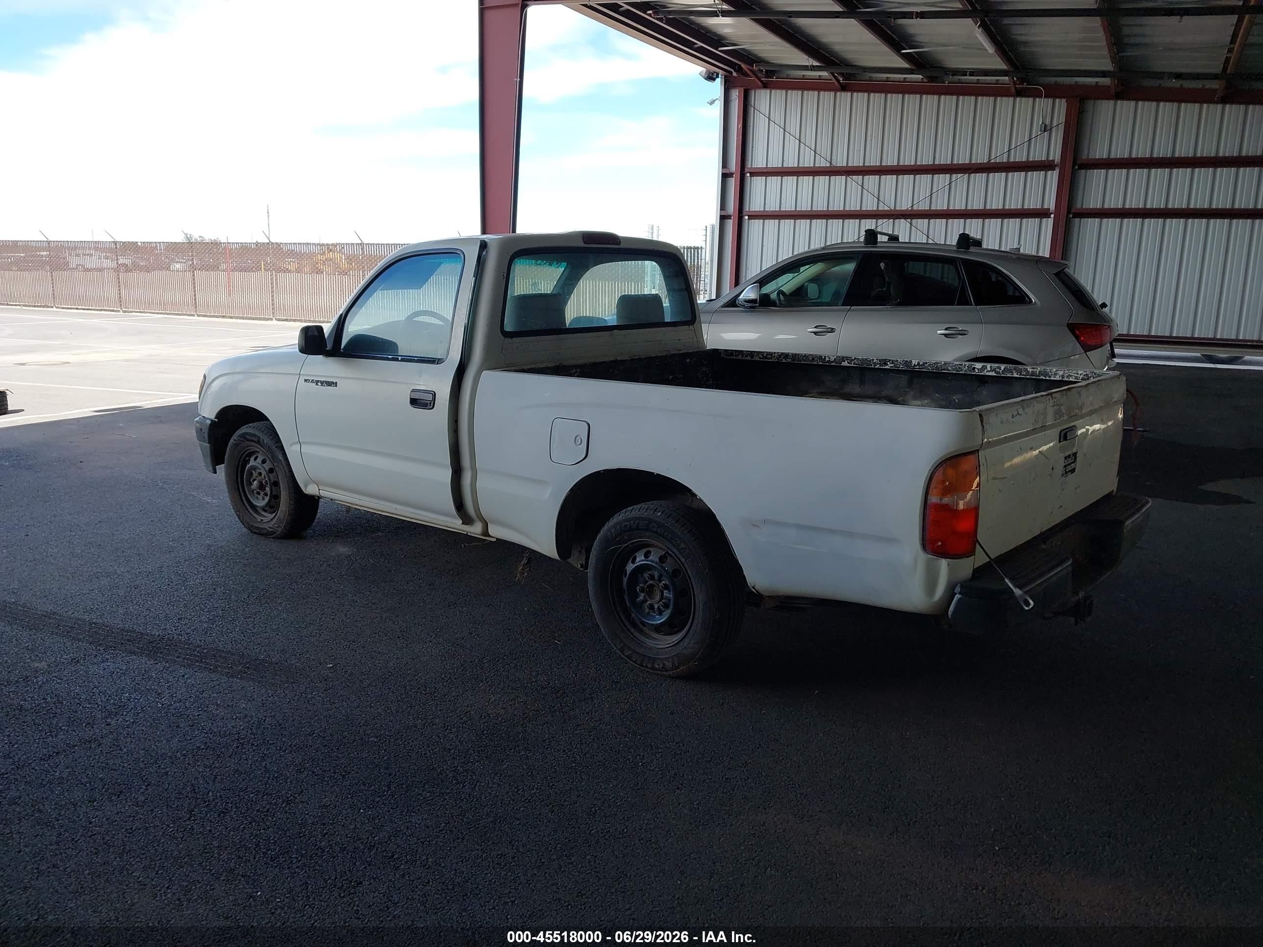 1995 Toyota Tacoma   White vin: 4TAUN41B8SZ055123