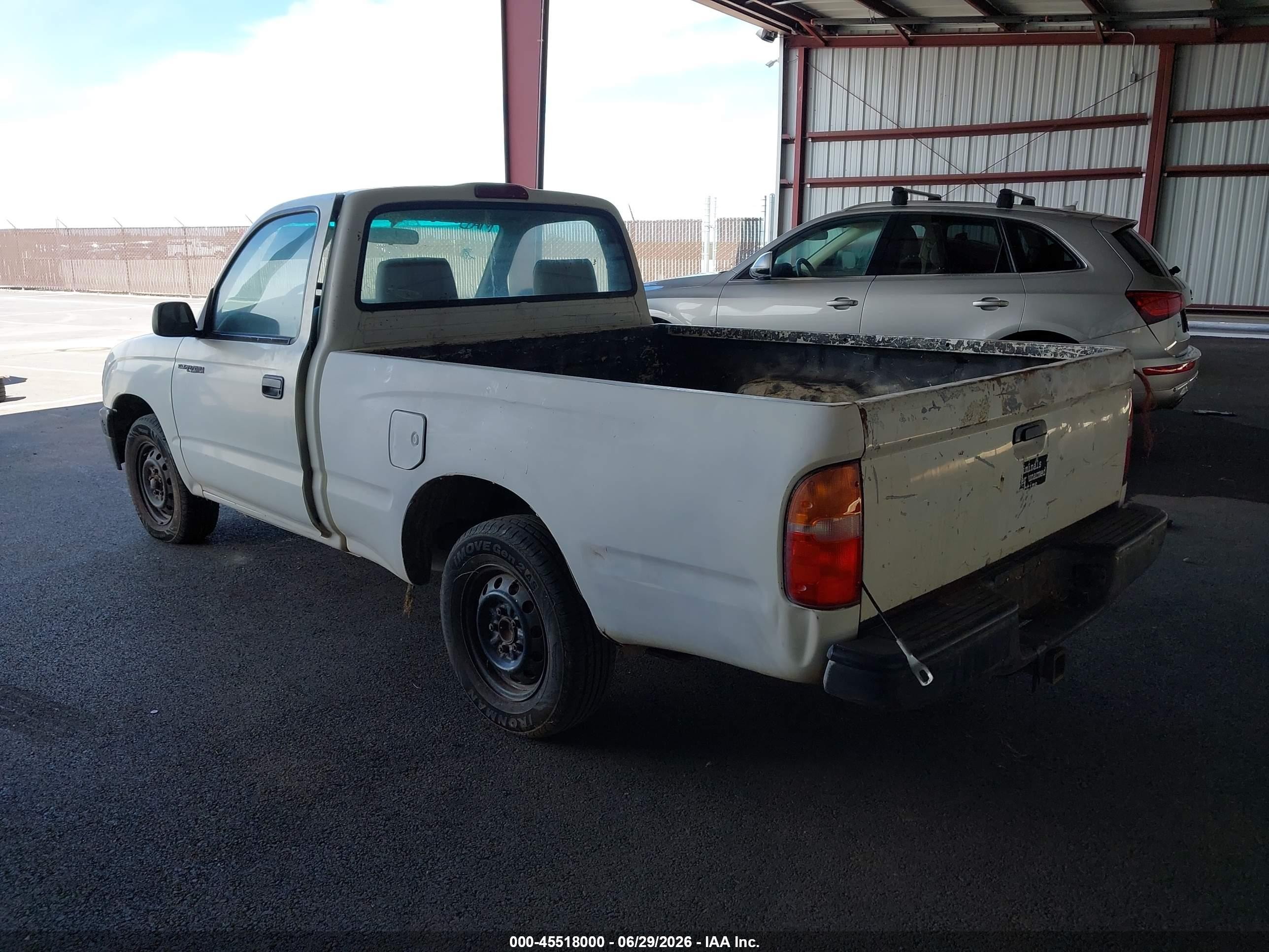 1995 Toyota Tacoma   White vin: 4TAUN41B8SZ055123