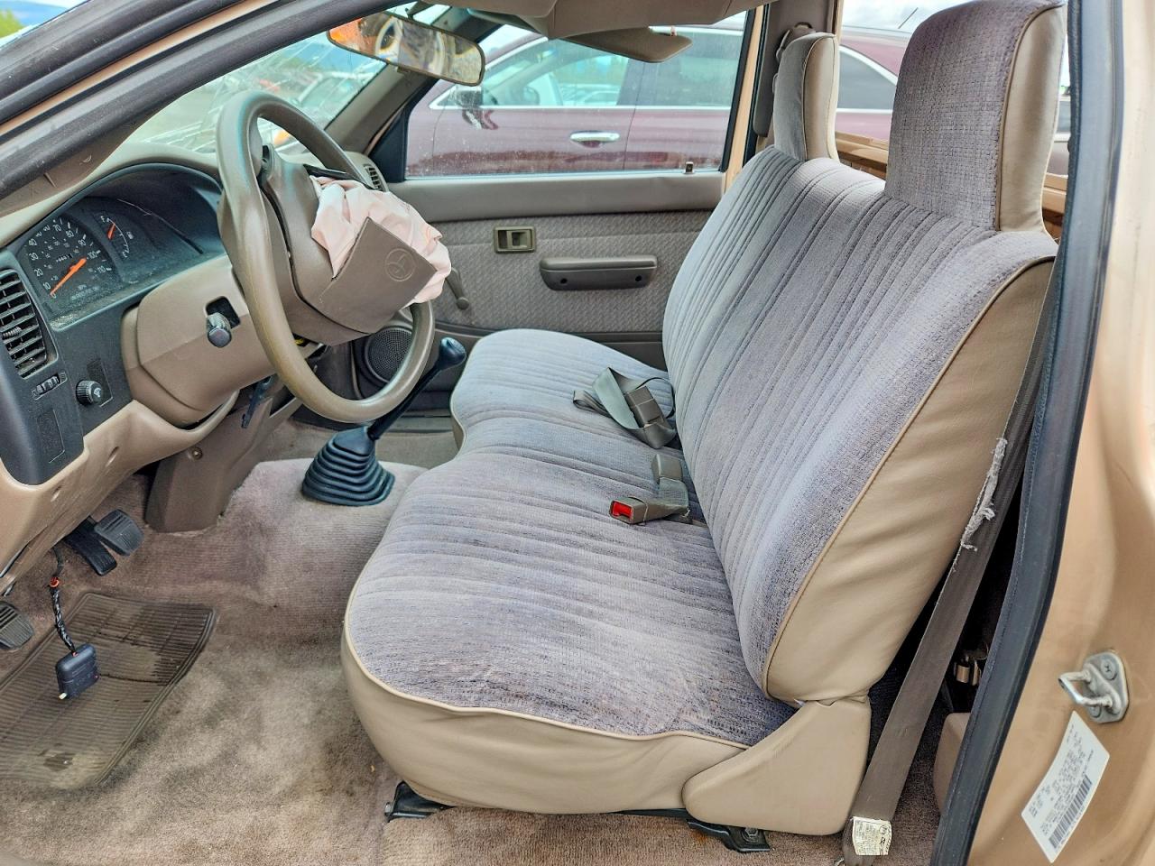 1995 Toyota Tacoma Base Gold vin: 4TAUN41B9SZ080483