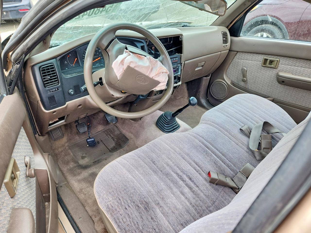 1995 Toyota Tacoma Base Gold vin: 4TAUN41B9SZ080483