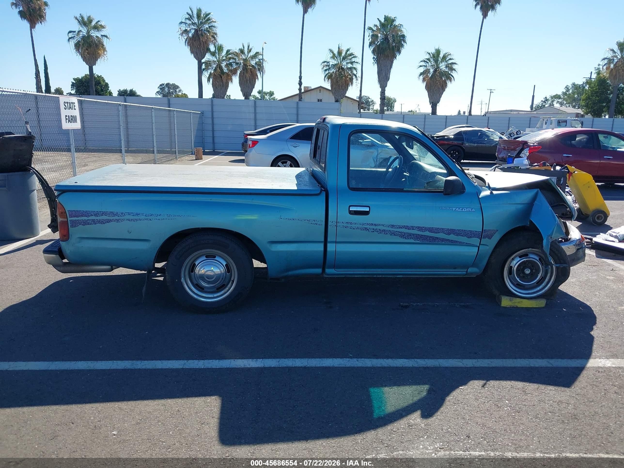 1995 Toyota Tacoma   Blue vin: 4TAUN41BXSZ029400