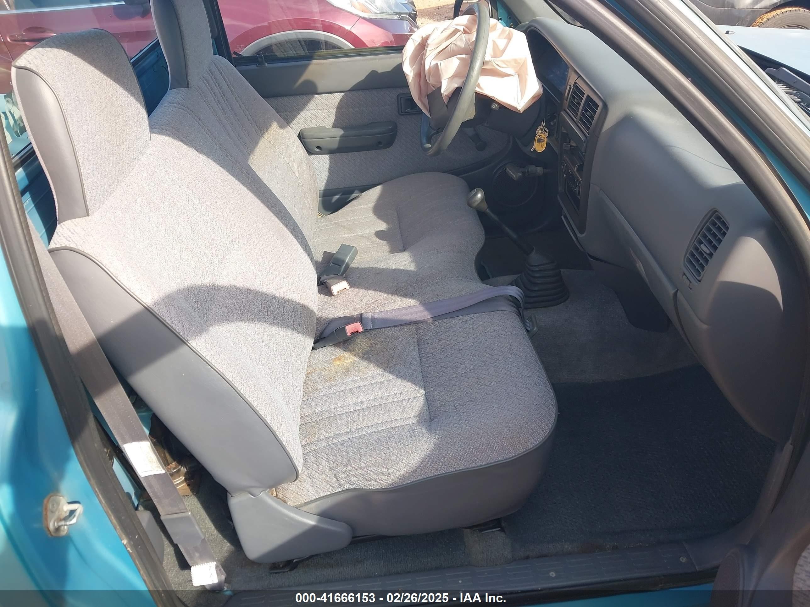 1995 Toyota Tacoma   Blue vin: 4TAUN41BXSZ053762