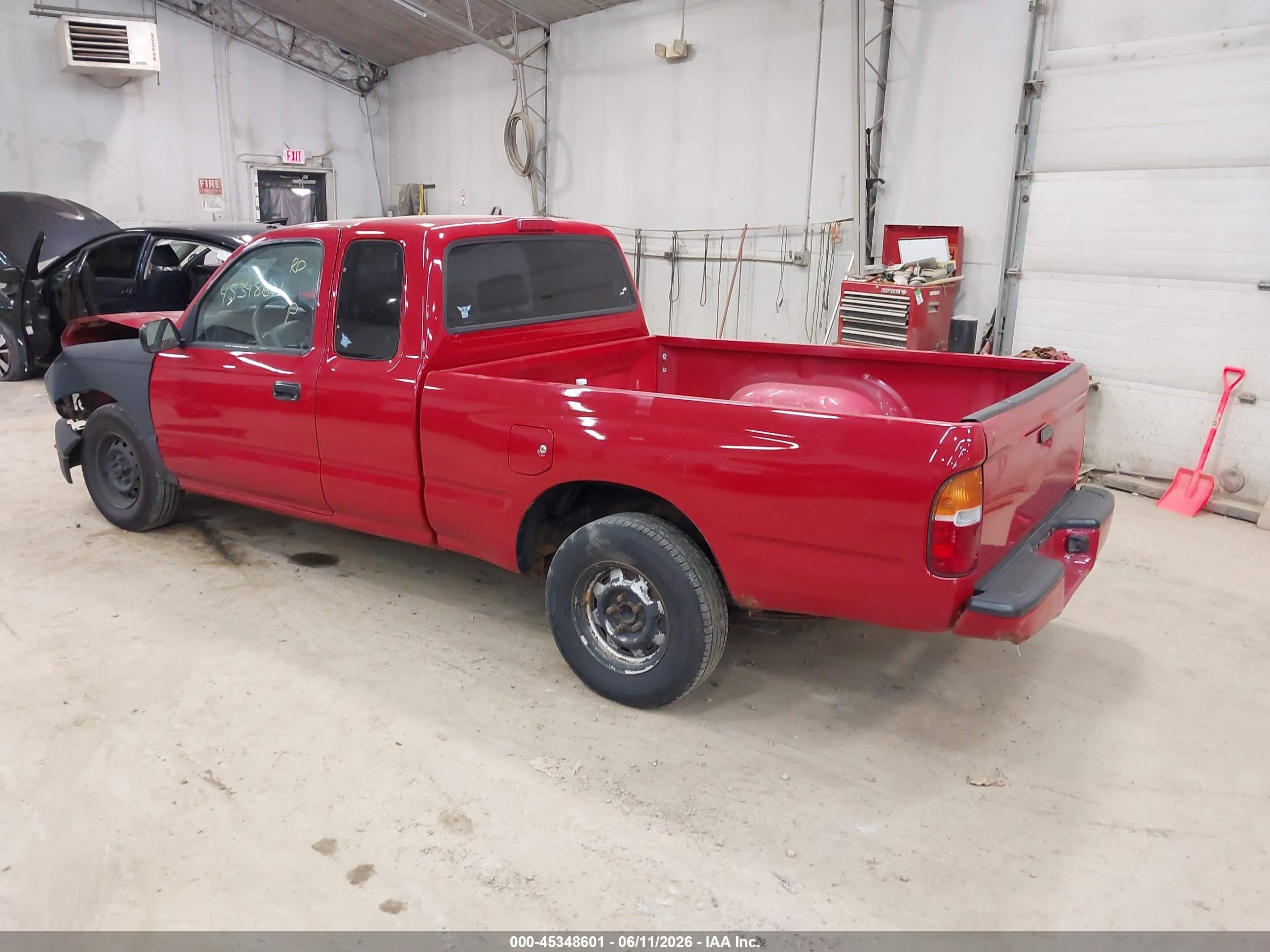 1995 Toyota Tacoma Xtracab Red vin: 4TAUN53B0SZ031899