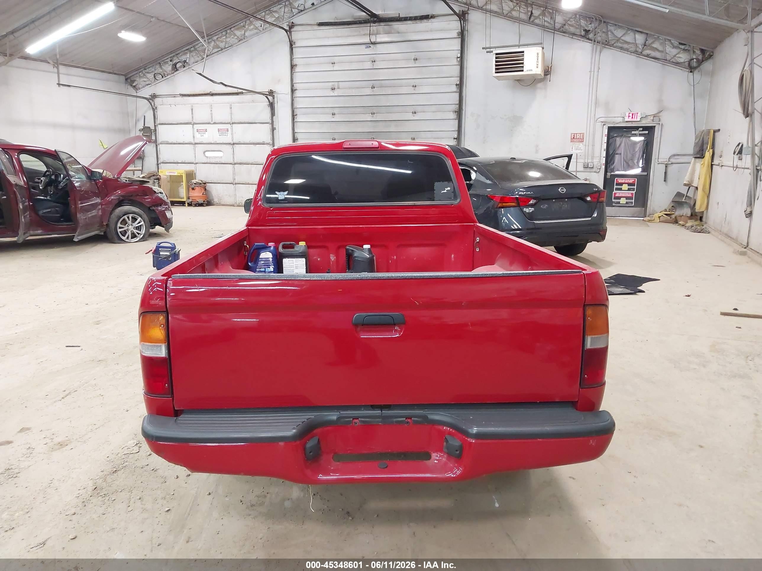 1995 Toyota Tacoma Xtracab Red vin: 4TAUN53B0SZ031899