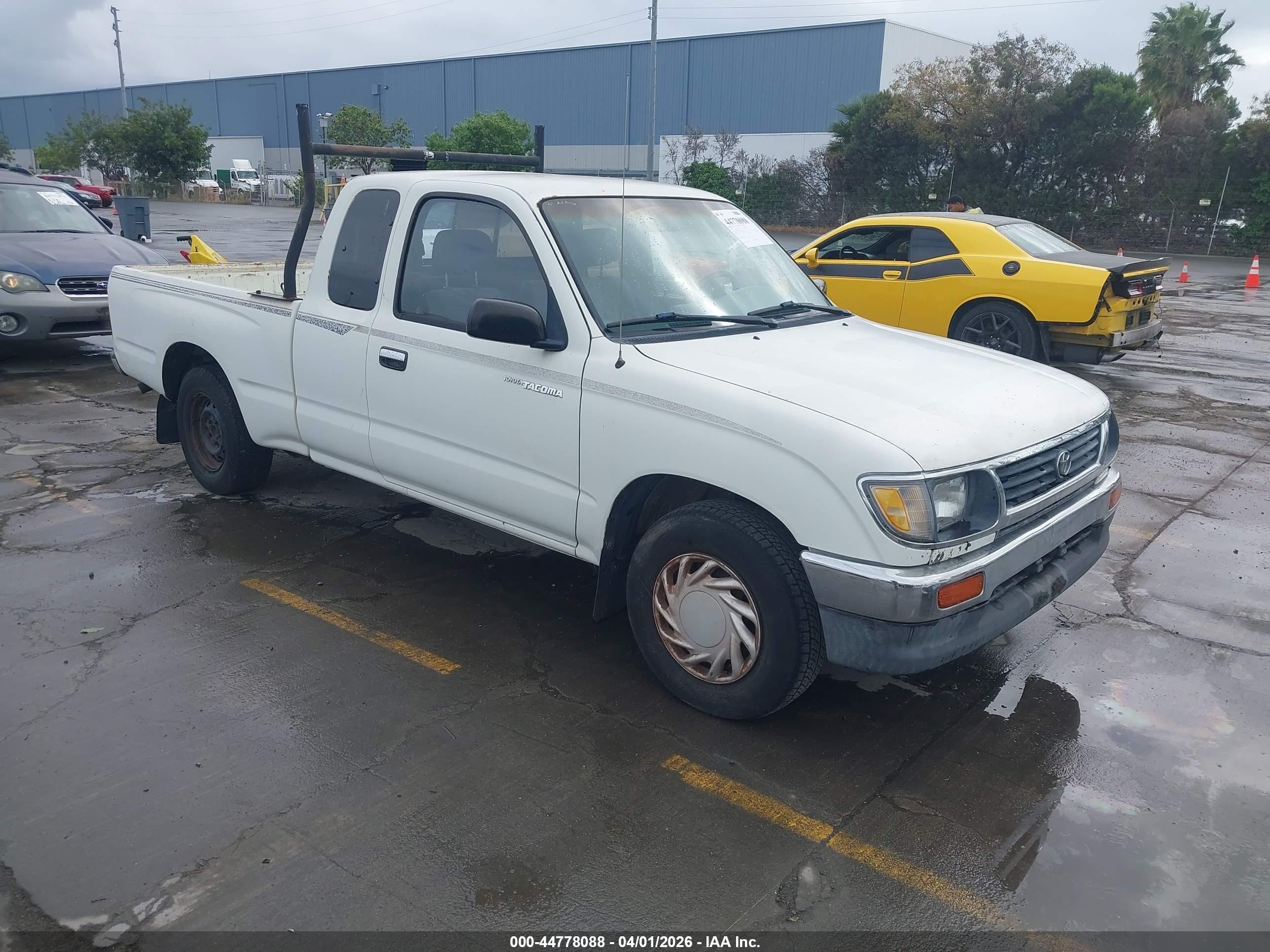 1995 Toyota Tacoma Xtracab White vin: 4TAUN53B1SZ042538
