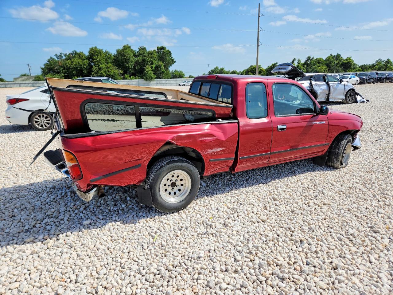 1995 Toyota Tacoma Xtracab Red vin: 4TAUN53B3SZ045683
