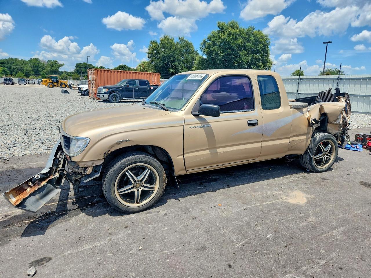 1995 Toyota Tacoma Xtracab Gold vin: 4TAUN53B3SZ060698