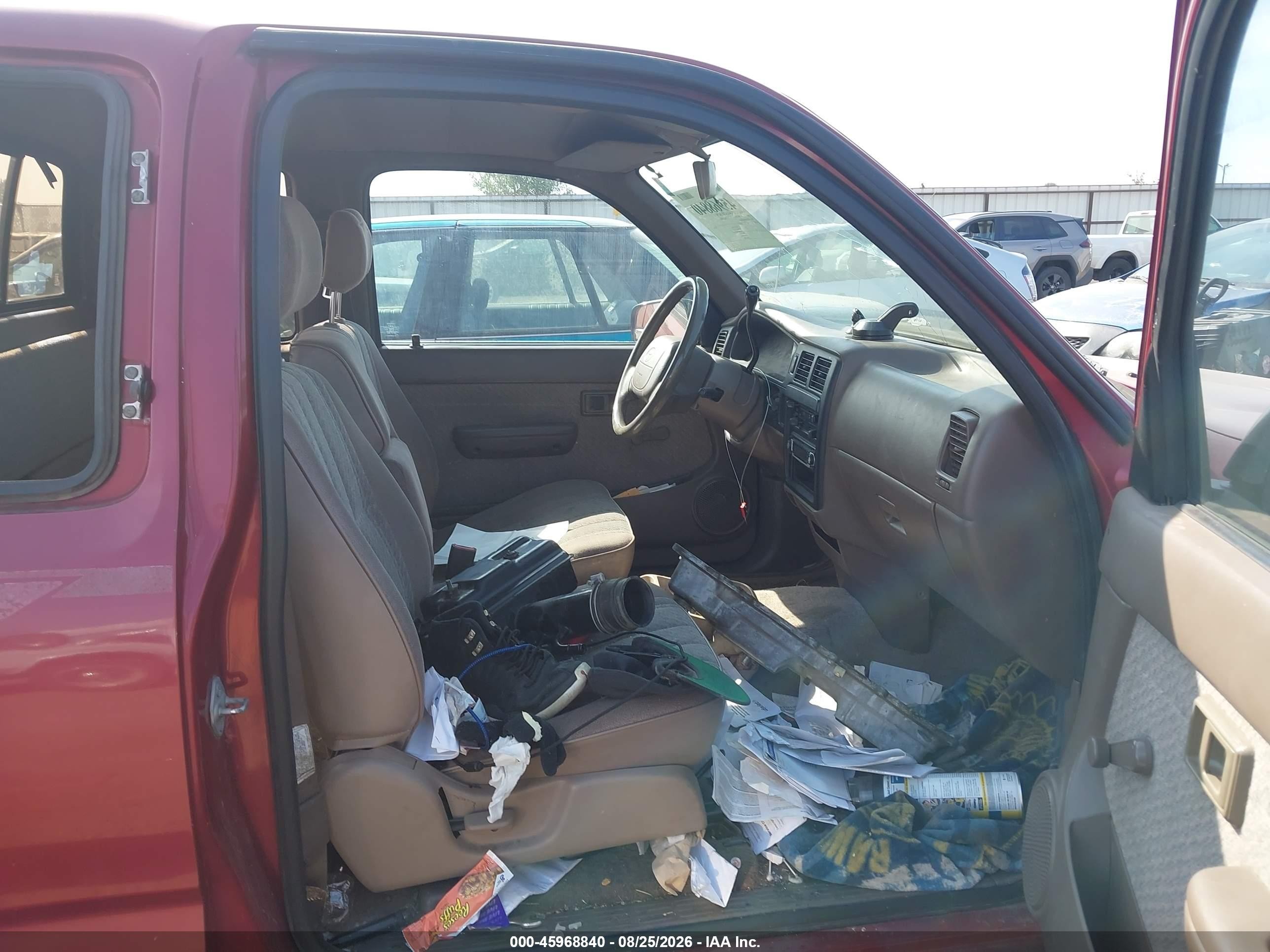 1995 Toyota Tacoma Xtracab Burgundy vin: 4TAUN53B7SZ080761