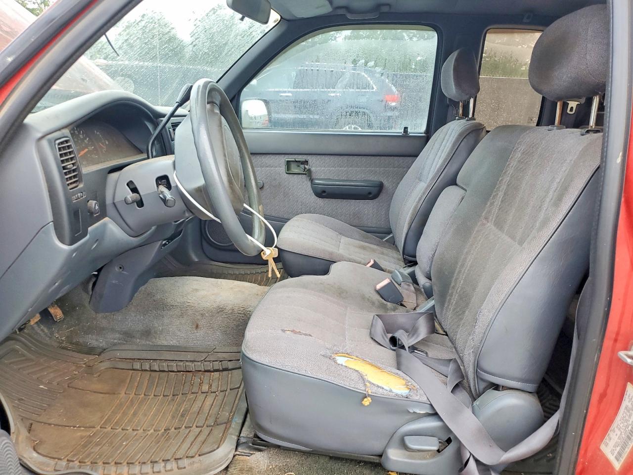 1995 Toyota Tacoma Base Red vin: 4TAUN53BXSZ053196