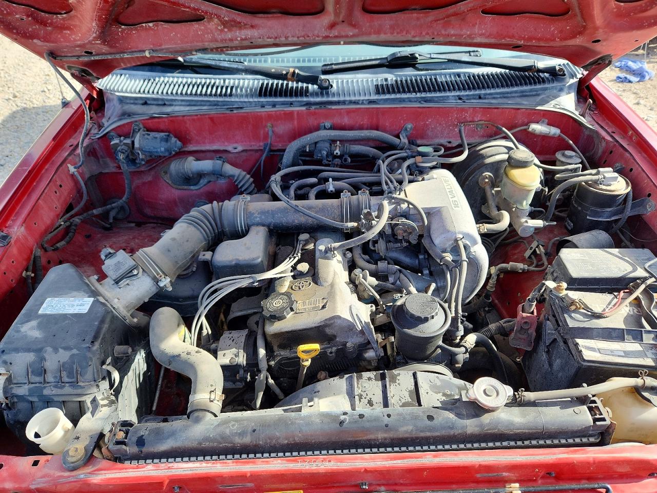 1995 Toyota Tacoma Base Burgundy vin: 4TAUN61C2SZ061150
