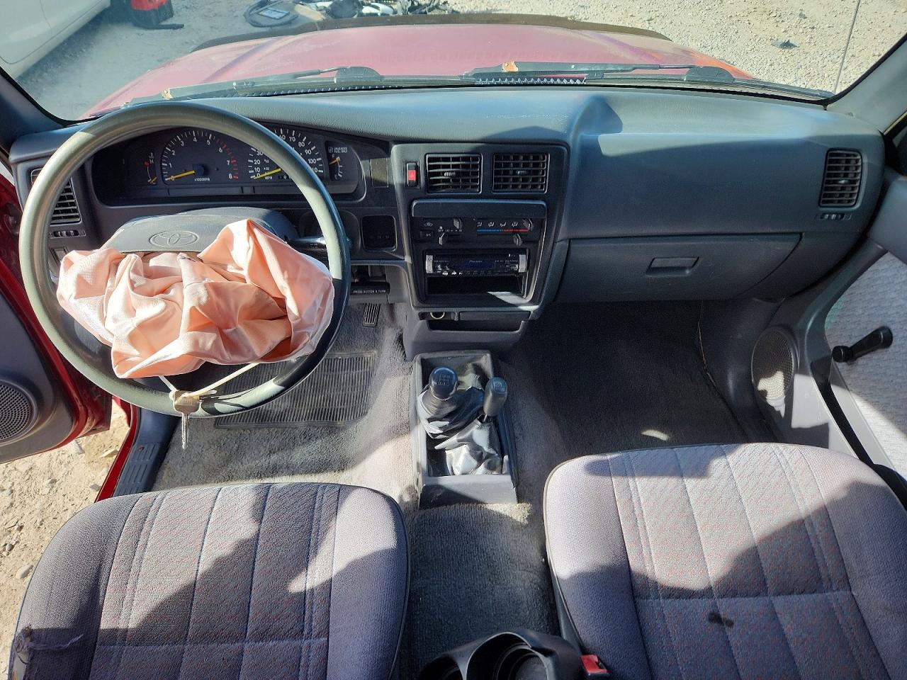 1995 Toyota Tacoma Base Burgundy vin: 4TAUN61C2SZ061150