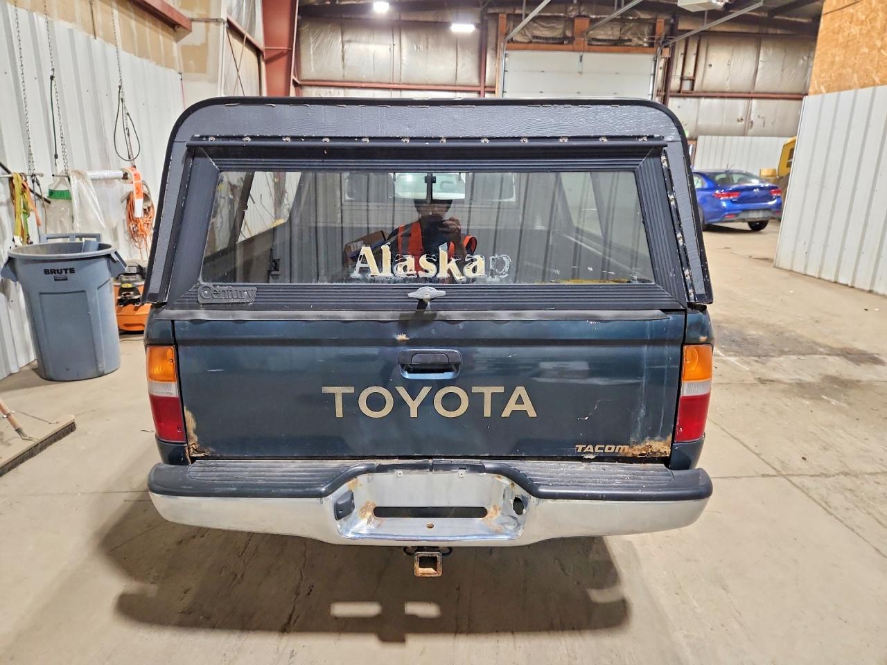 1995 Toyota Tacoma Base Green vin: 4TAUN61CXSZ035170