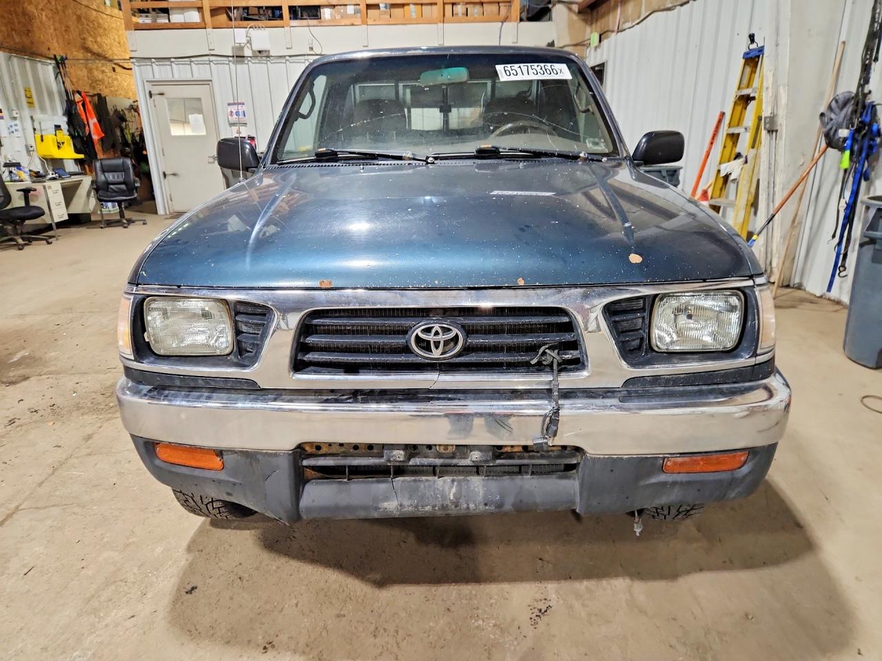 1995 Toyota Tacoma Base Green vin: 4TAUN61CXSZ035170