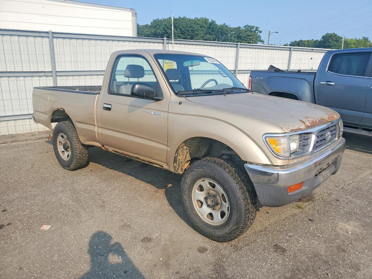 1995 Toyota Tacoma Beige vin: 4TAUN61CXSZ043141