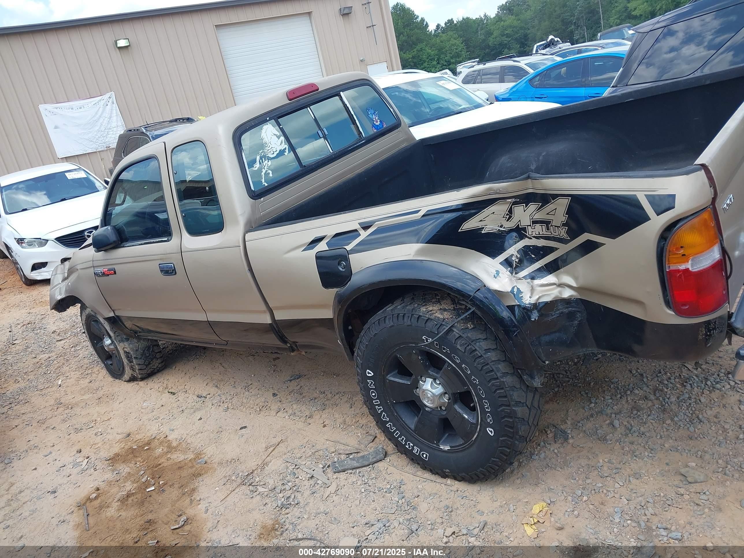 1995 Toyota Tacoma Xtracab Gold vin: 4TAUN73C3SZ059278