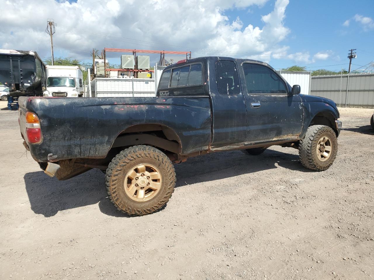 1995 Toyota Tacoma Xtracab Black vin: 4TAUN73C4SZ050332