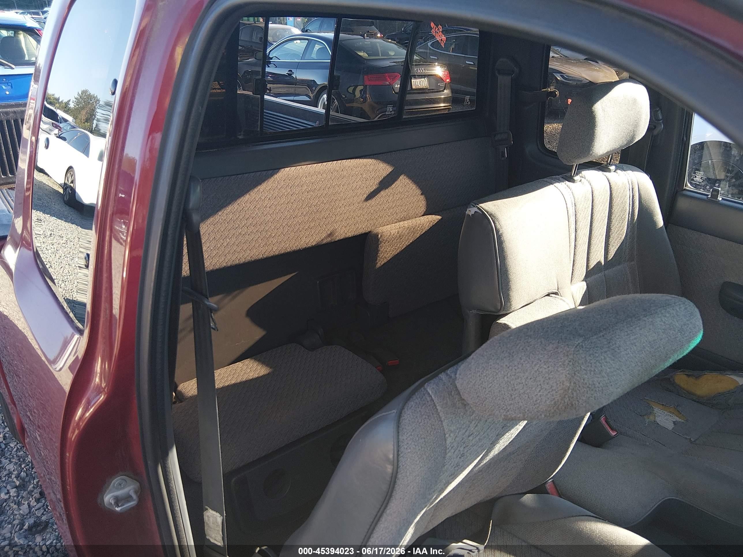 1997 Toyota Tacoma   Red vin: 4TAVL52N0VZ315575