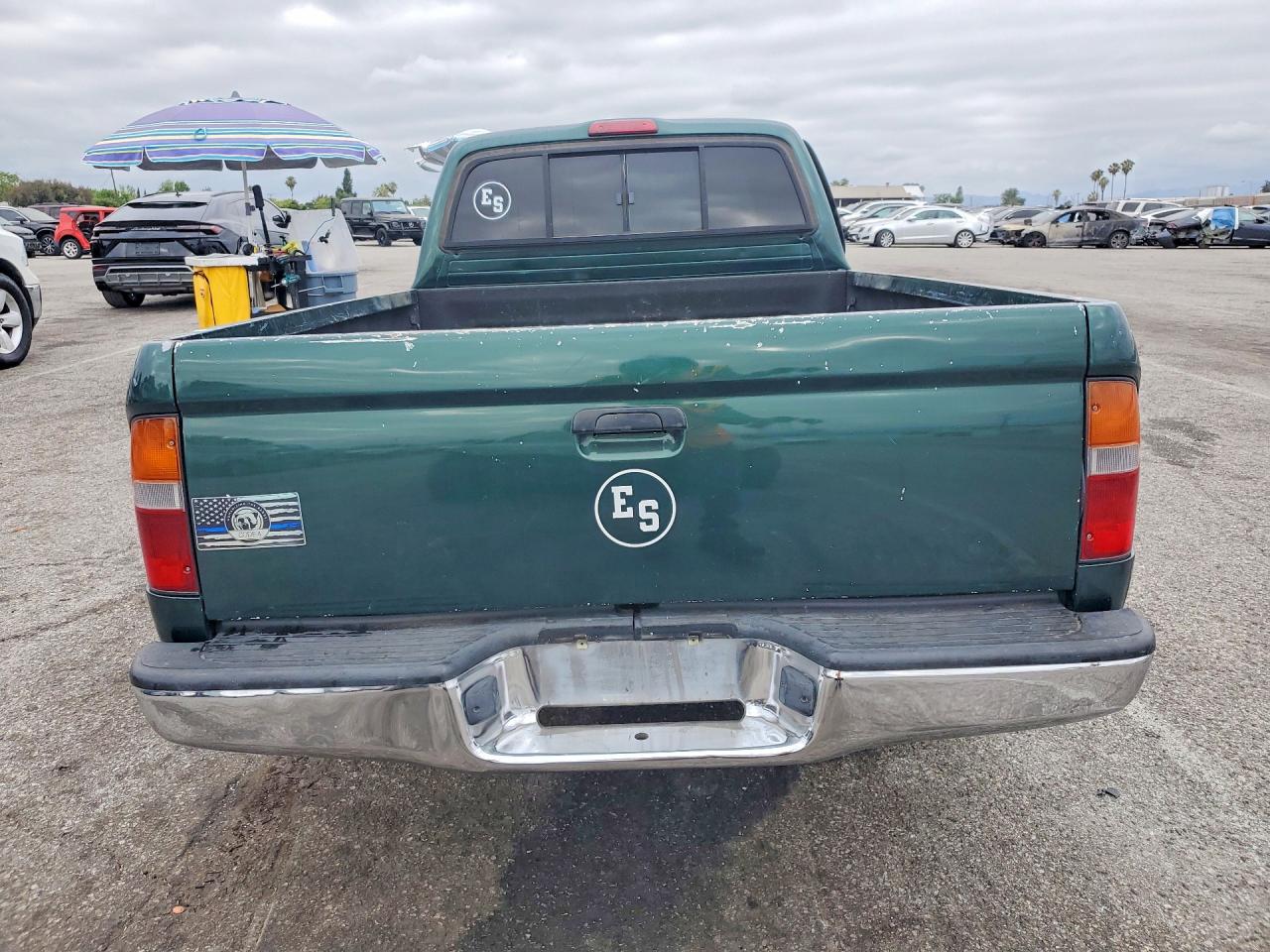 1999 Toyota Tacoma Xtracab Green vin: 4TAVL52N0XZ466239
