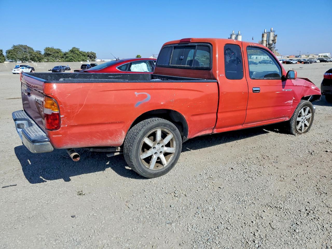 2000 Toyota Tacoma Xtracab Red vin: 4TAVL52N0YZ663865