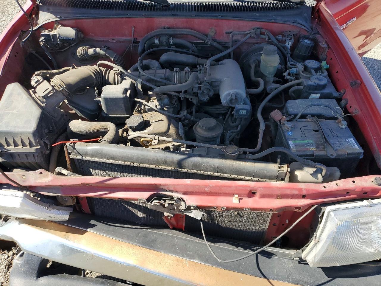 2000 Toyota Tacoma Xtracab Red vin: 4TAVL52N0YZ663865