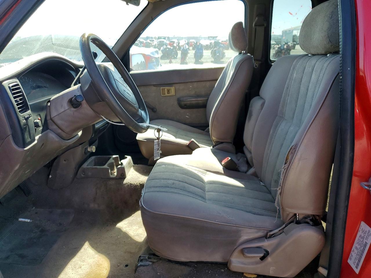 2000 Toyota Tacoma Xtracab Red vin: 4TAVL52N0YZ663865