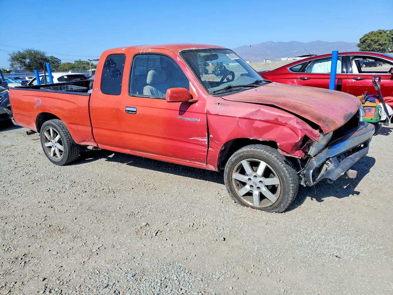 2000 Toyota Tacoma Xtracab Red vin: 4TAVL52N0YZ663865