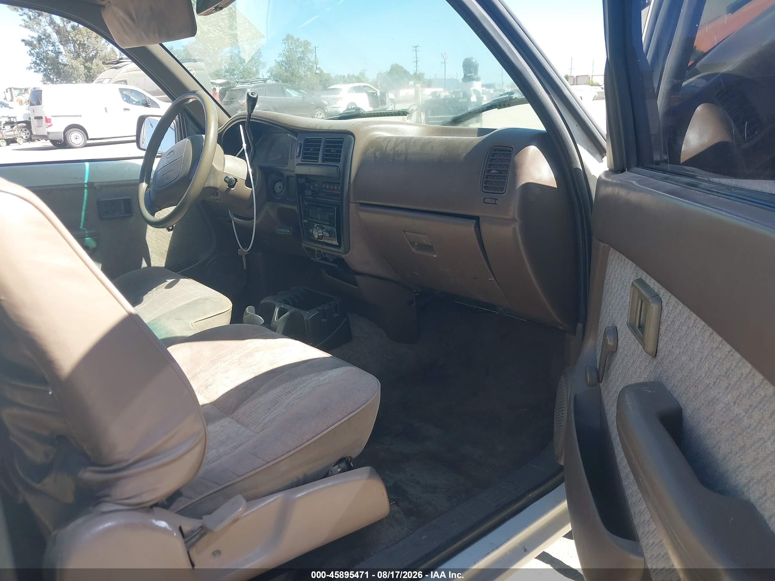 1996 Toyota Tacoma Xtracab White vin: 4TAVL52N1TZ099796
