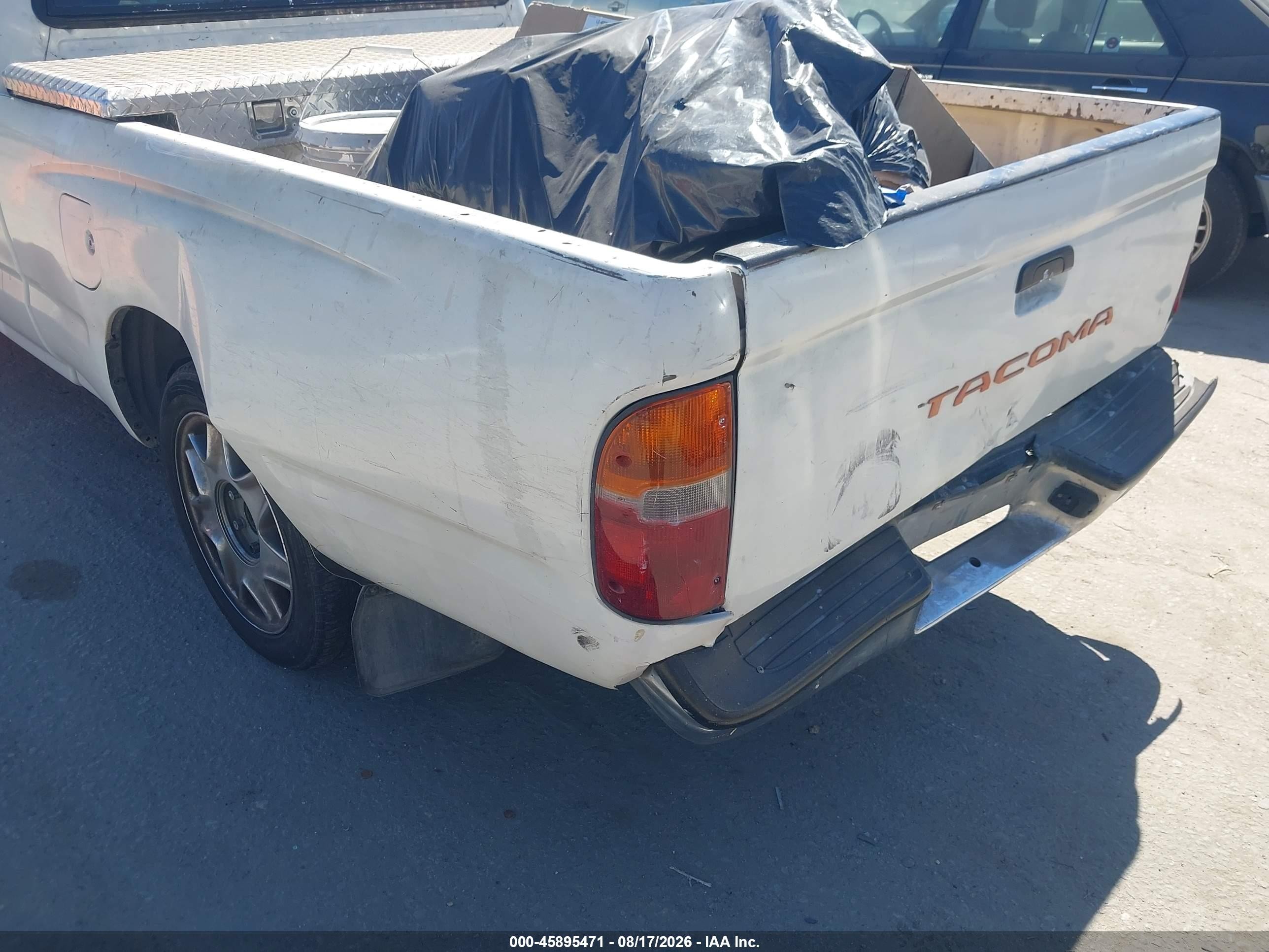 1996 Toyota Tacoma Xtracab White vin: 4TAVL52N1TZ099796
