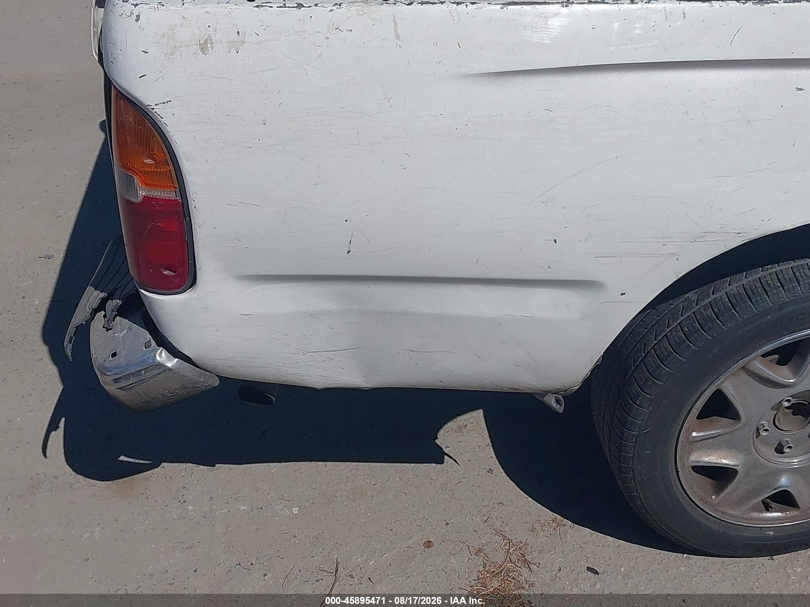1996 Toyota Tacoma Xtracab White vin: 4TAVL52N1TZ099796