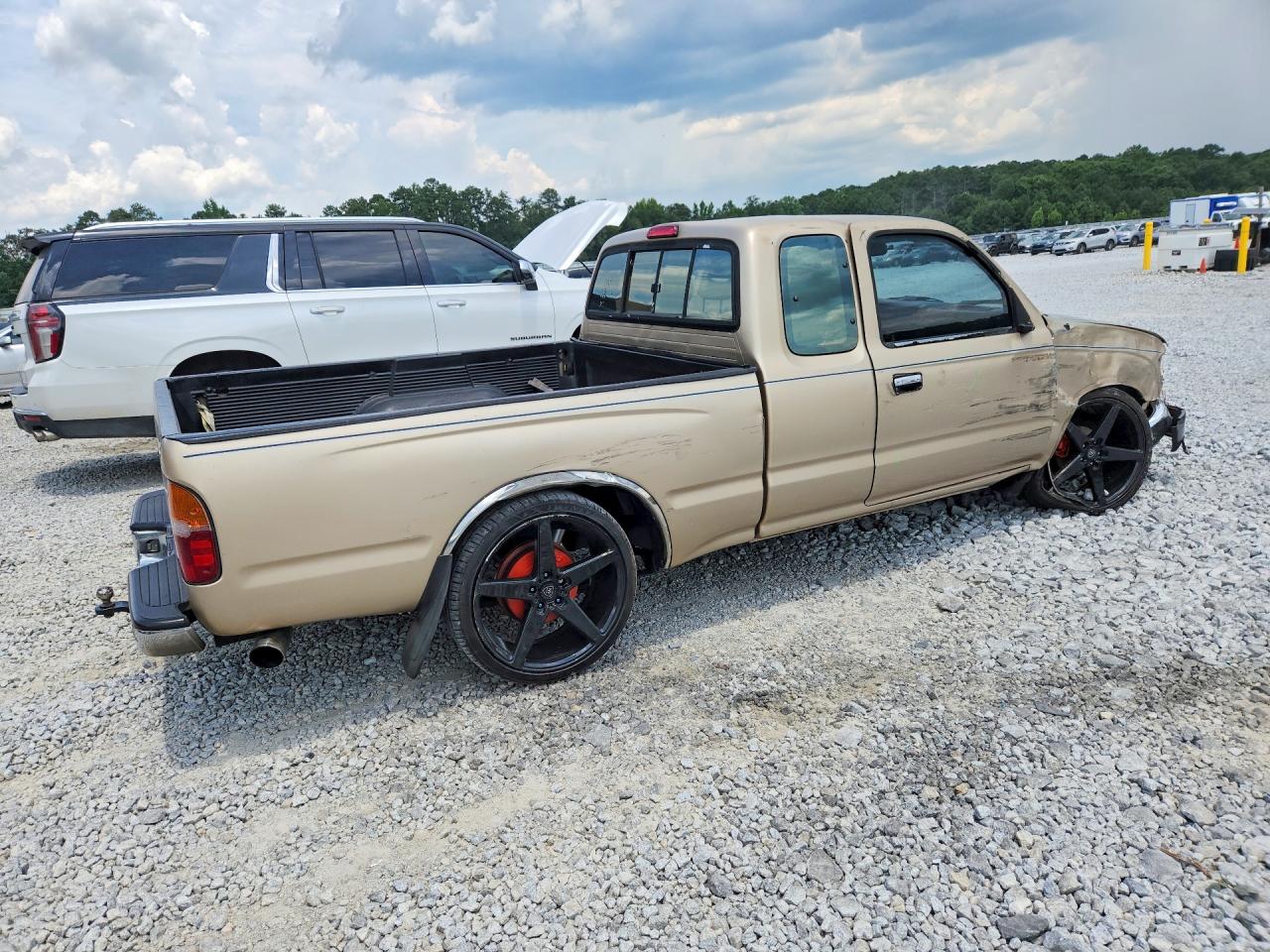 1996 Toyota Tacoma Xtracab Gold vin: 4TAVL52N1TZ154084
