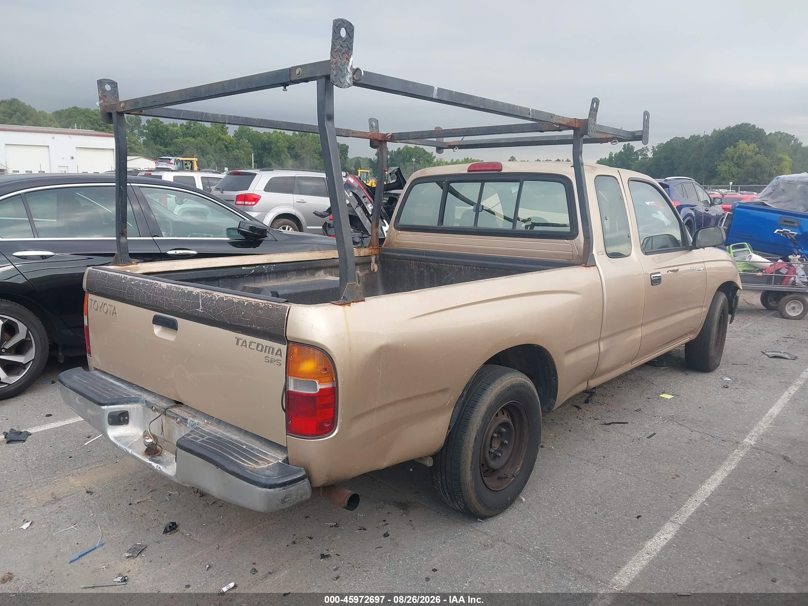 1998 Toyota Tacoma   Beige vin: 4TAVL52N1WZ070819