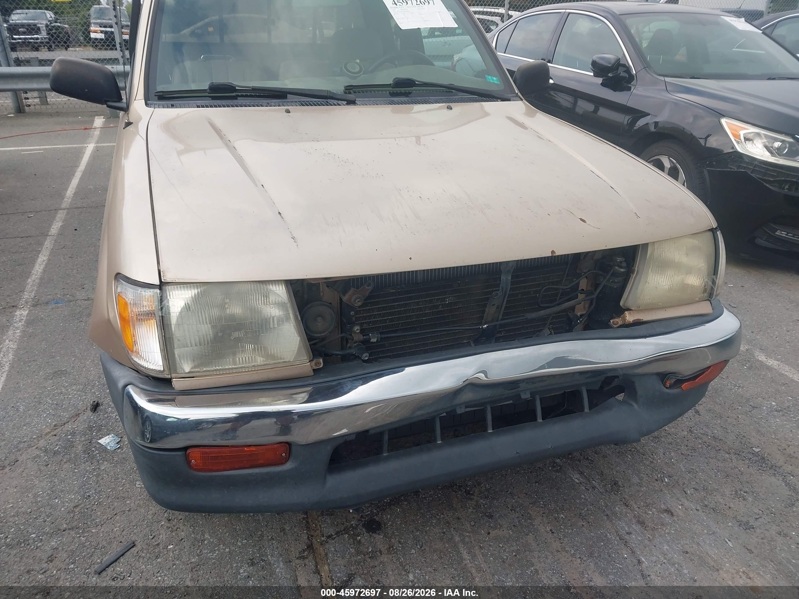 1998 Toyota Tacoma   Beige vin: 4TAVL52N1WZ070819