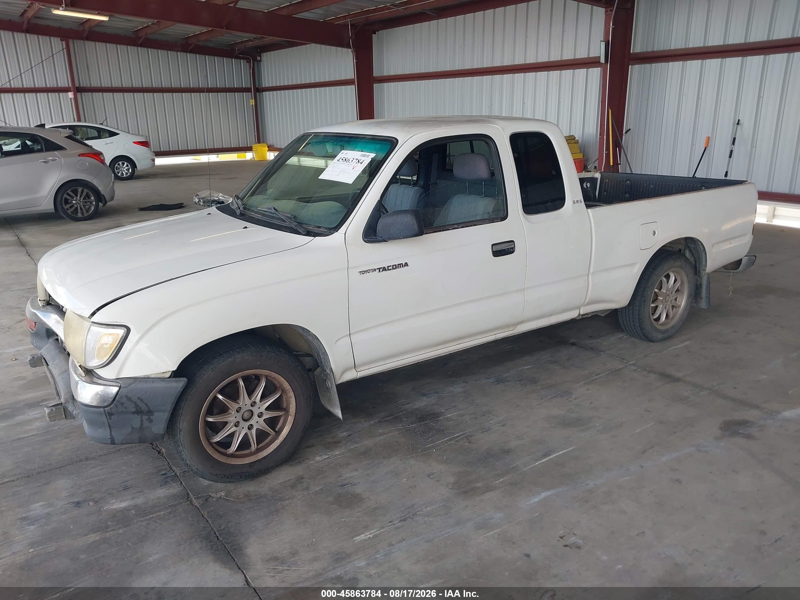 1999 Toyota Tacoma White vin: 4TAVL52N1XZ516971
