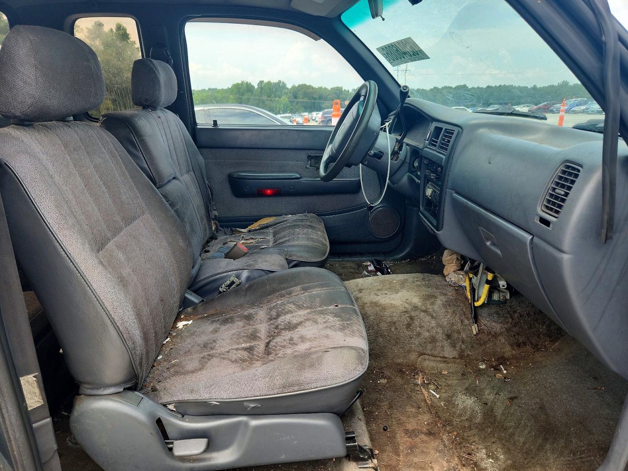 1997 Toyota Tacoma Xtracab Угольный vin: 4TAVL52N2VZ310779