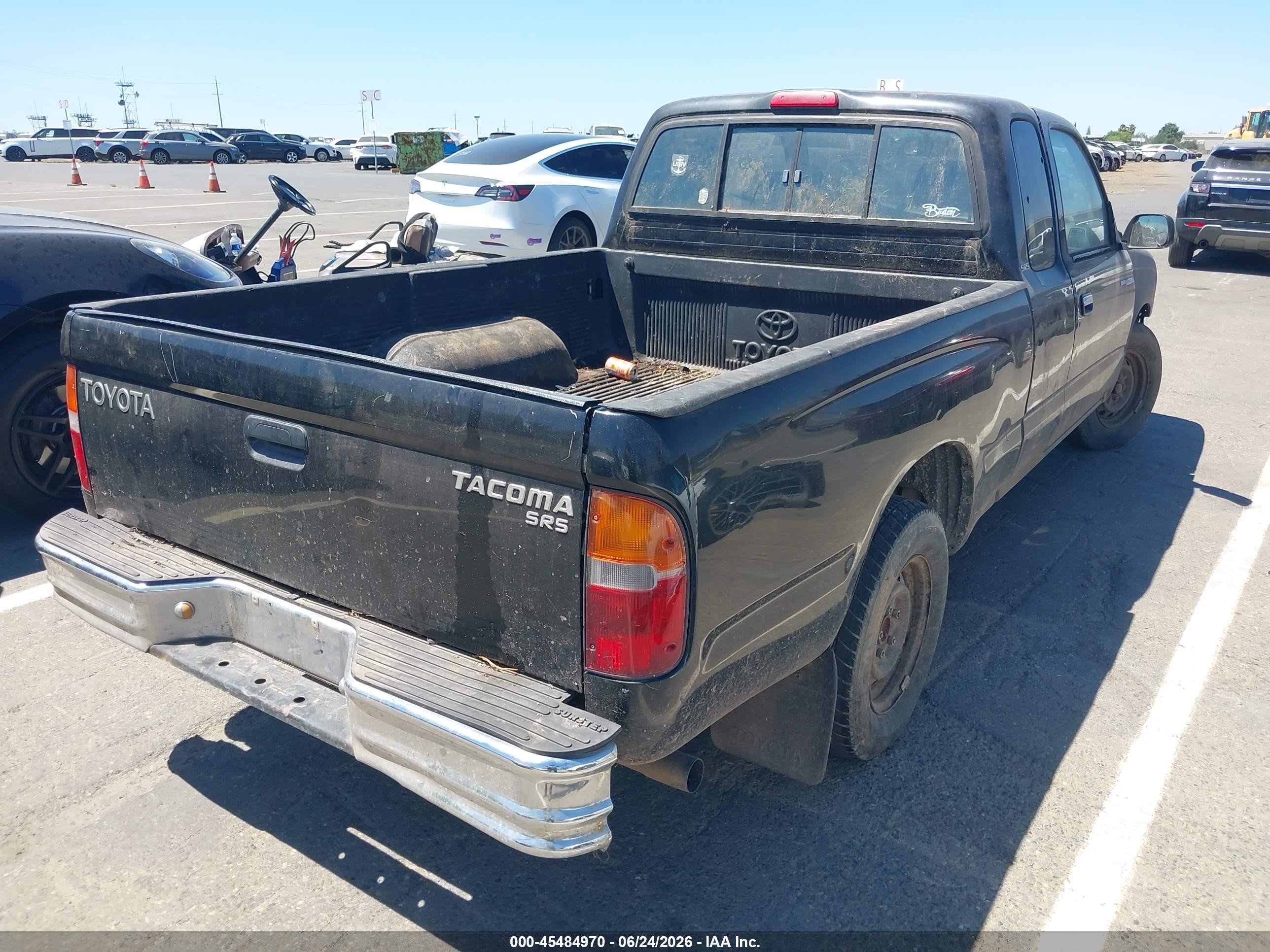 1998 Toyota Tacoma   Black vin: 4TAVL52N2WZ085099