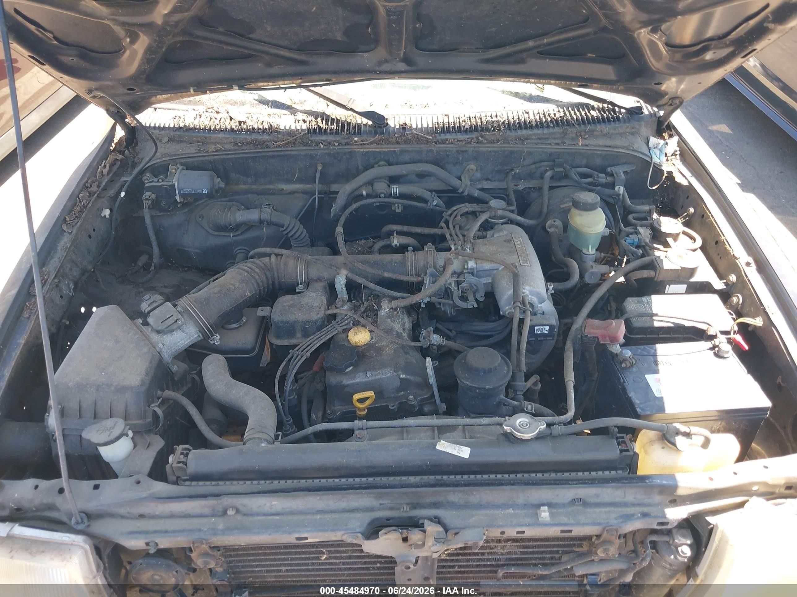 1998 Toyota Tacoma   Black vin: 4TAVL52N2WZ085099
