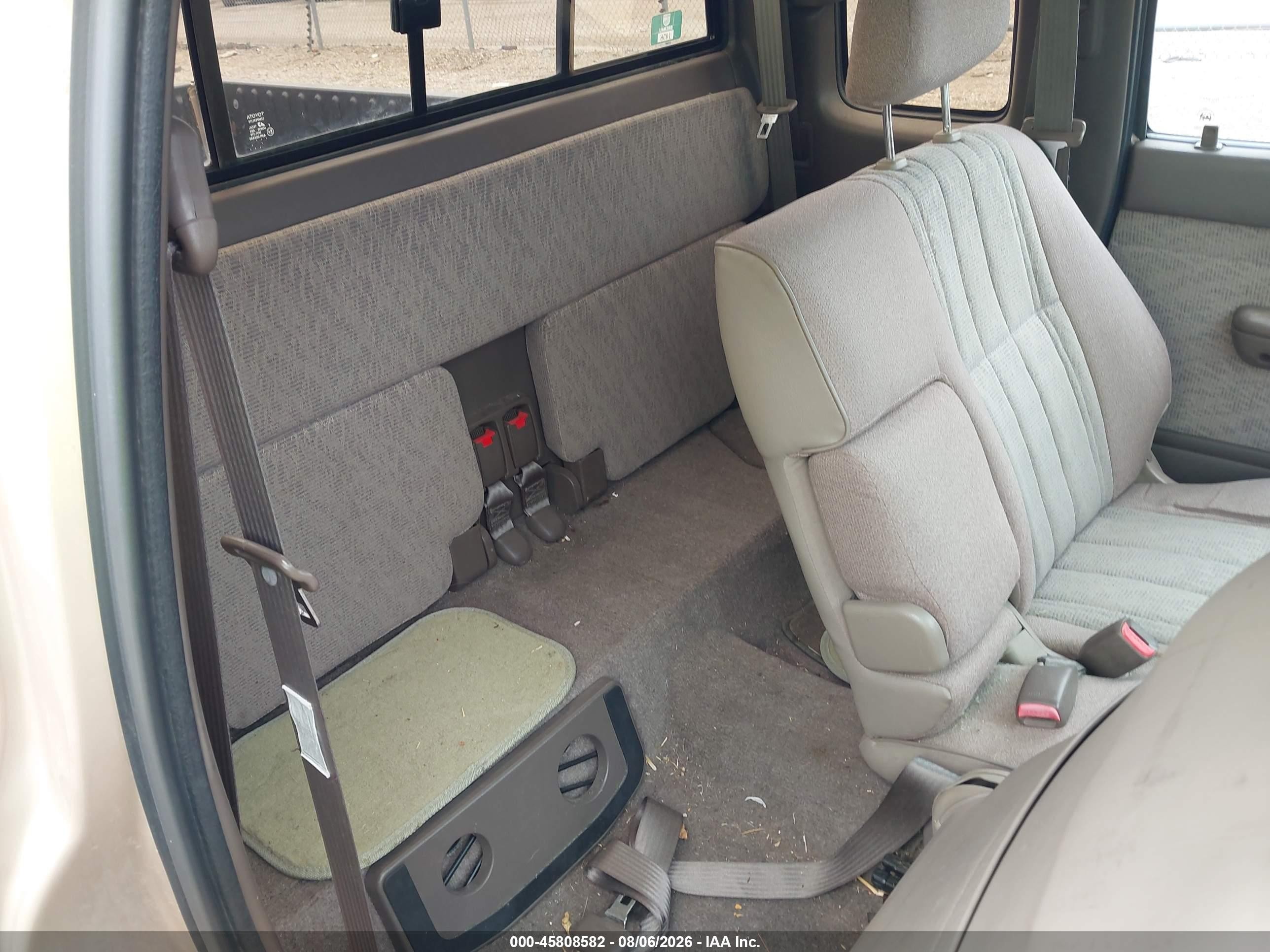 1998 Toyota Tacoma Xtracab Tan vin: 4TAVL52N2WZ085460