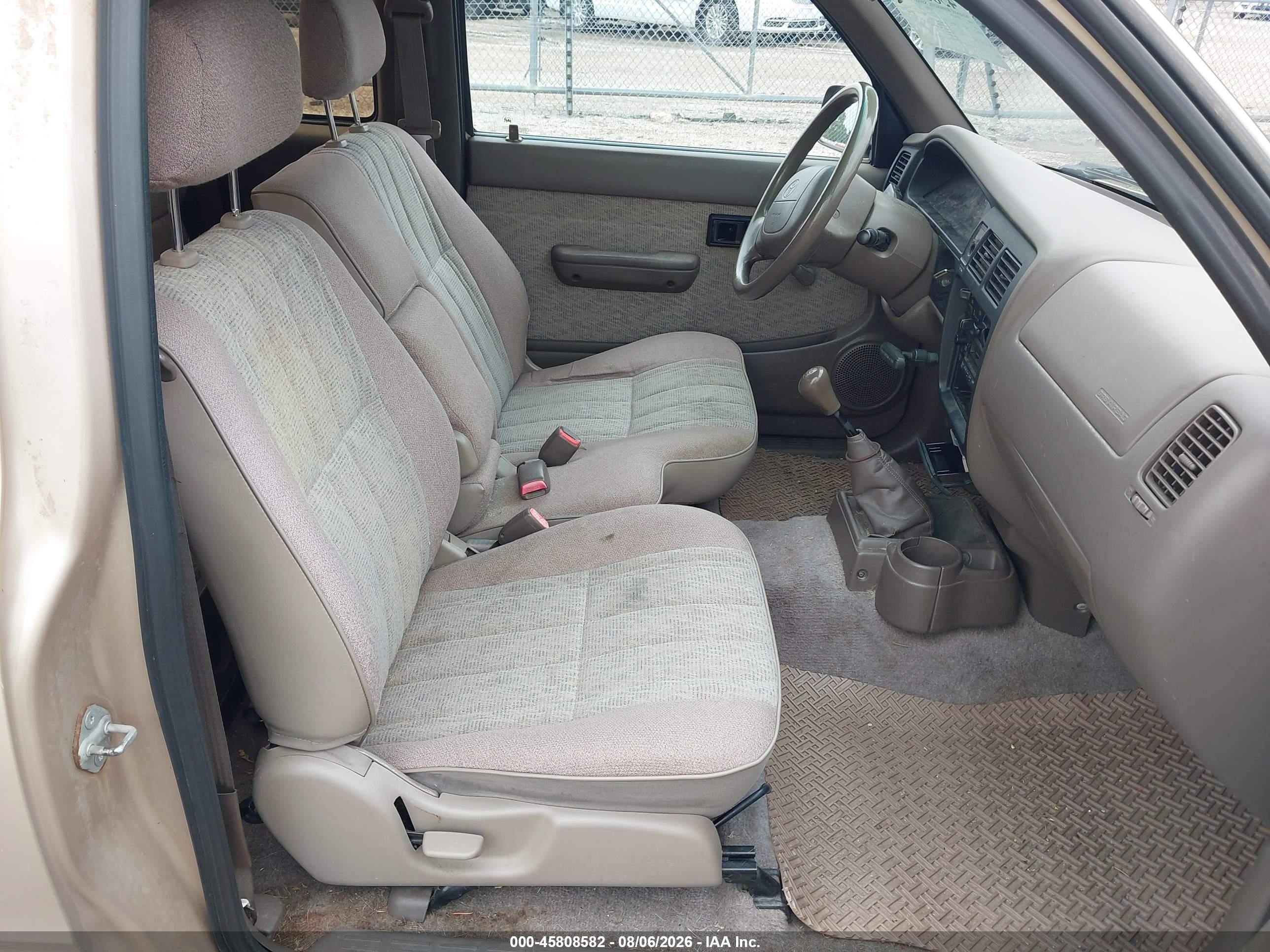 1998 Toyota Tacoma Xtracab Tan vin: 4TAVL52N2WZ085460