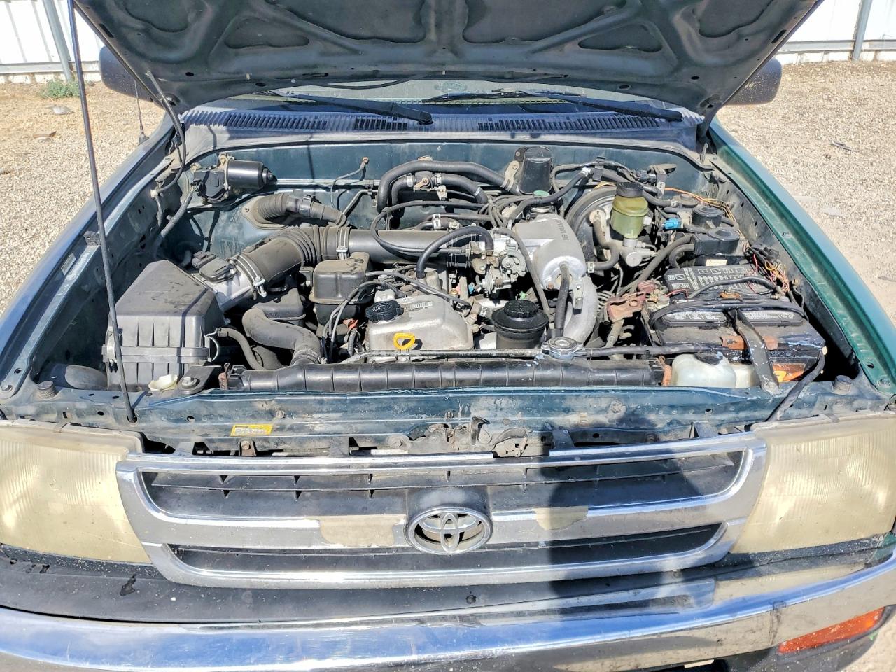 1998 Toyota Tacoma Base Green vin: 4TAVL52N2WZ174414