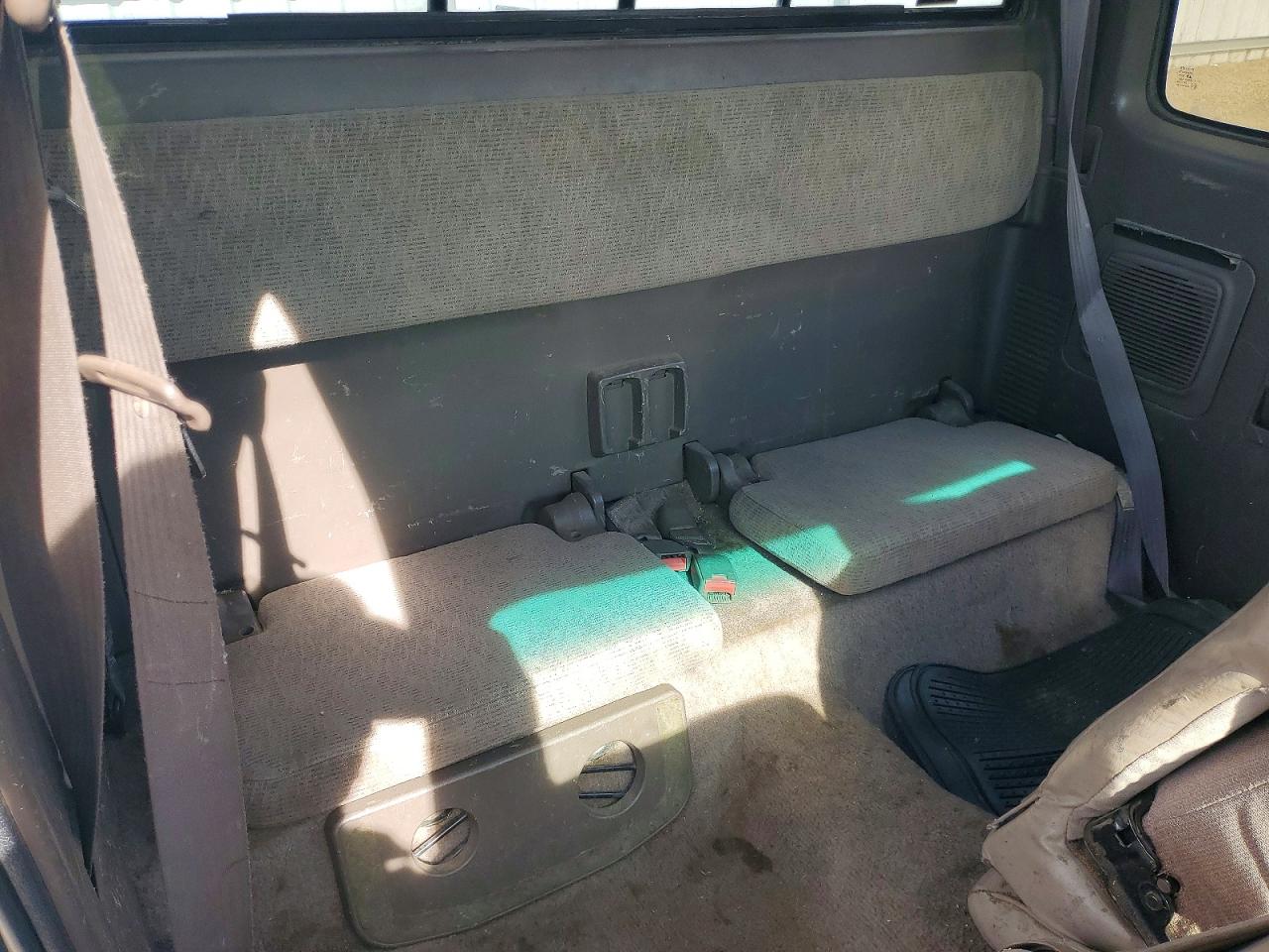 1998 Toyota Tacoma Base Green vin: 4TAVL52N2WZ174414