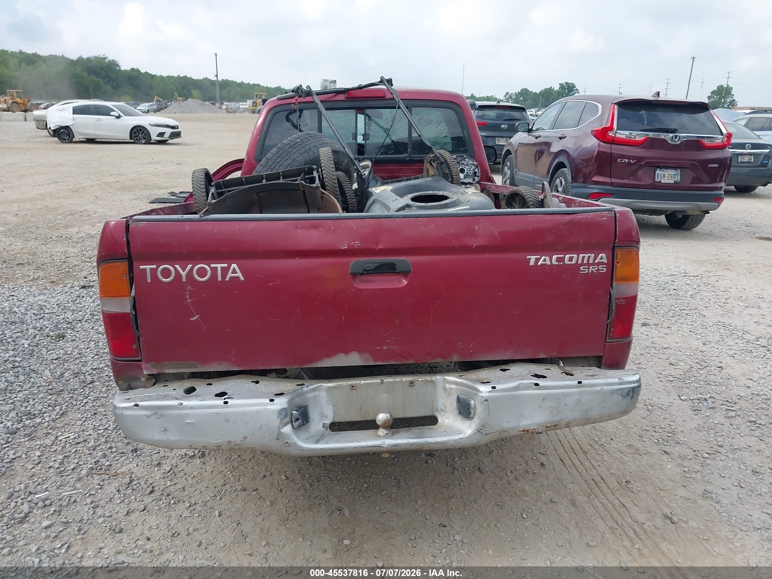 2000 Toyota Tacoma   Red vin: 4TAVL52N2YZ606034