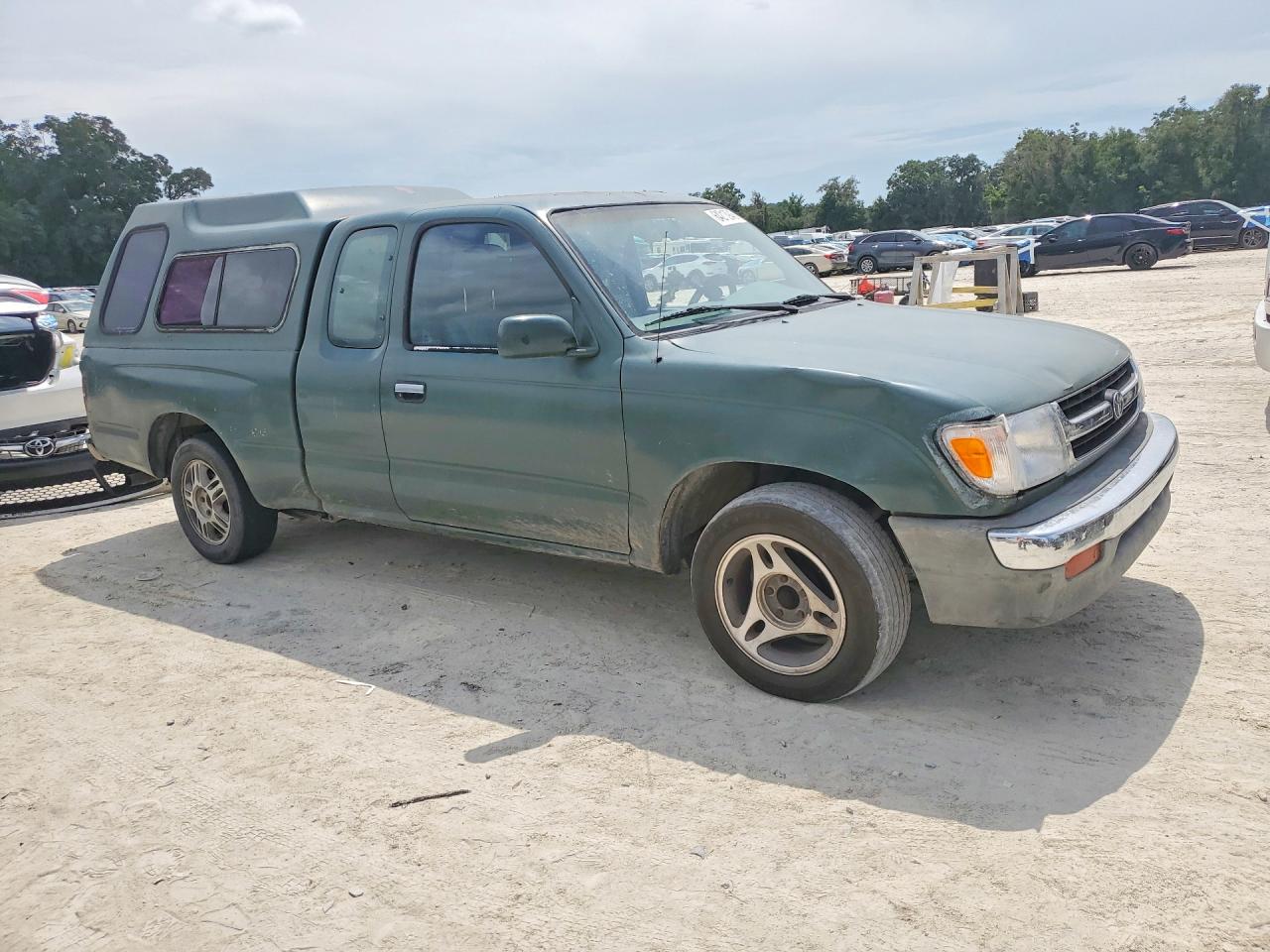 1998 Toyota Tacoma Base Green vin: 4TAVL52N3WZ015255