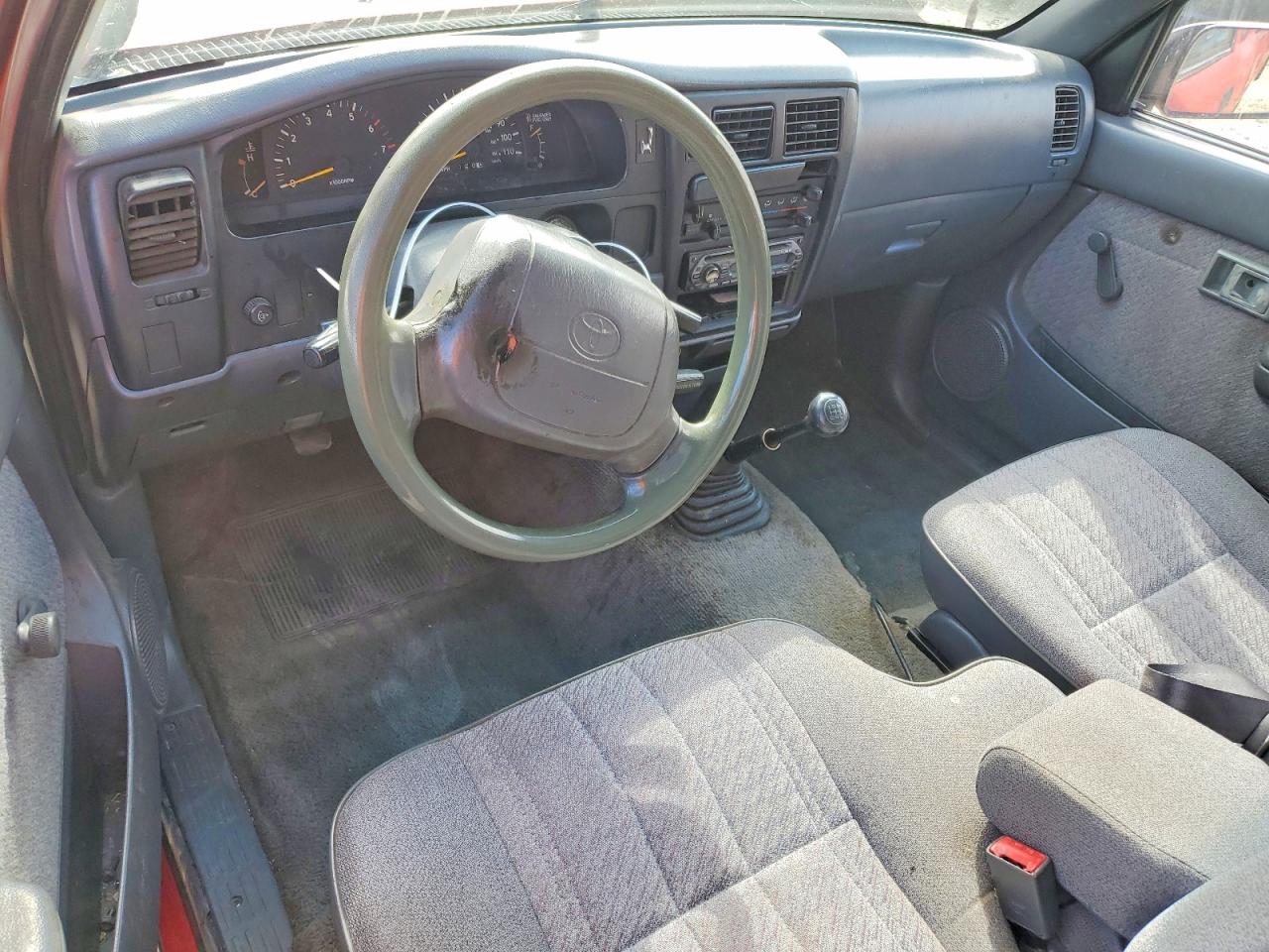 1996 Toyota Tacoma Xtracab Red vin: 4TAVL52N4TZ090980