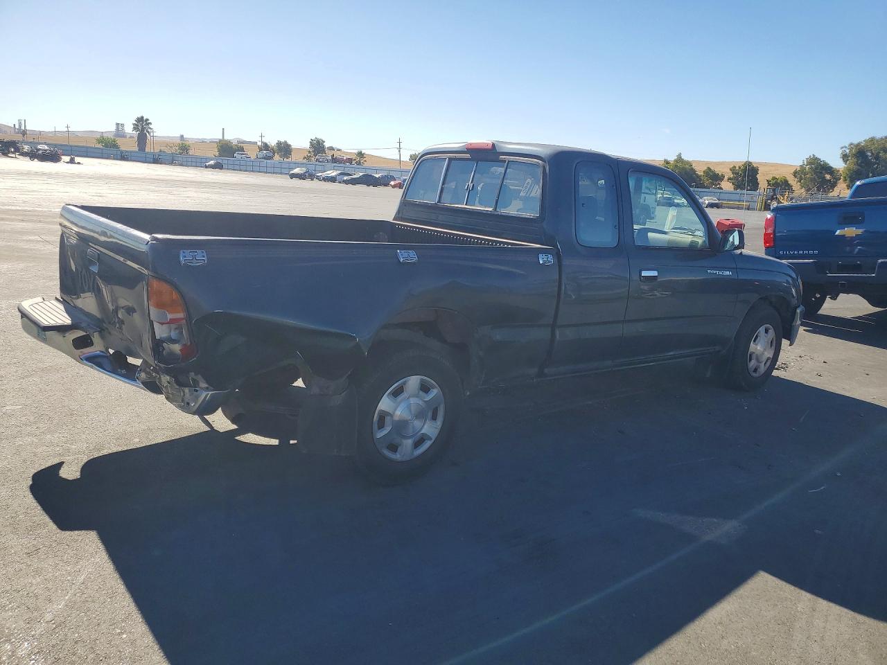 1996 Toyota Tacoma Base Green vin: 4TAVL52N4TZ113254