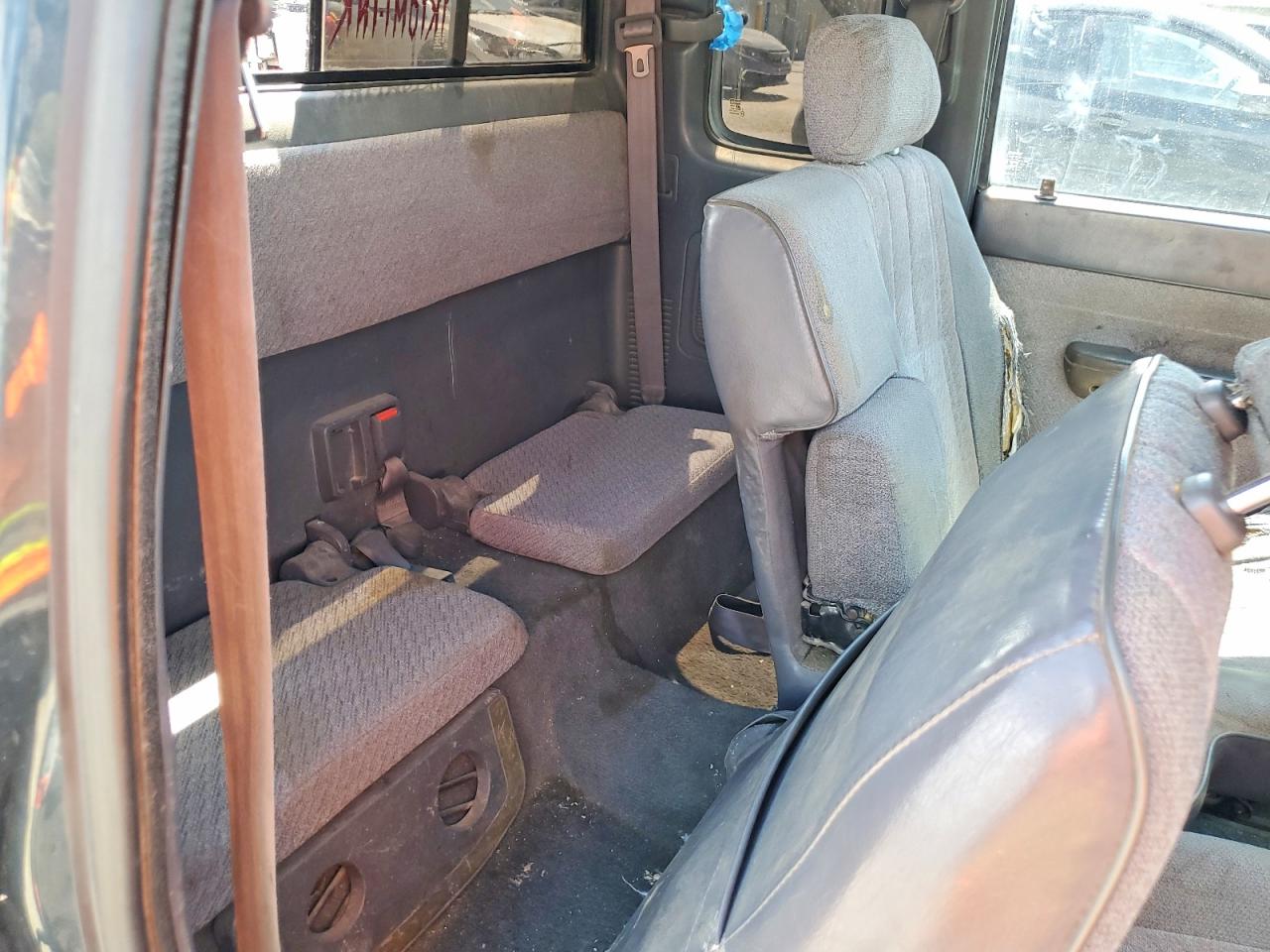 1996 Toyota Tacoma Xtracab Gray vin: 4TAVL52N4TZ145606