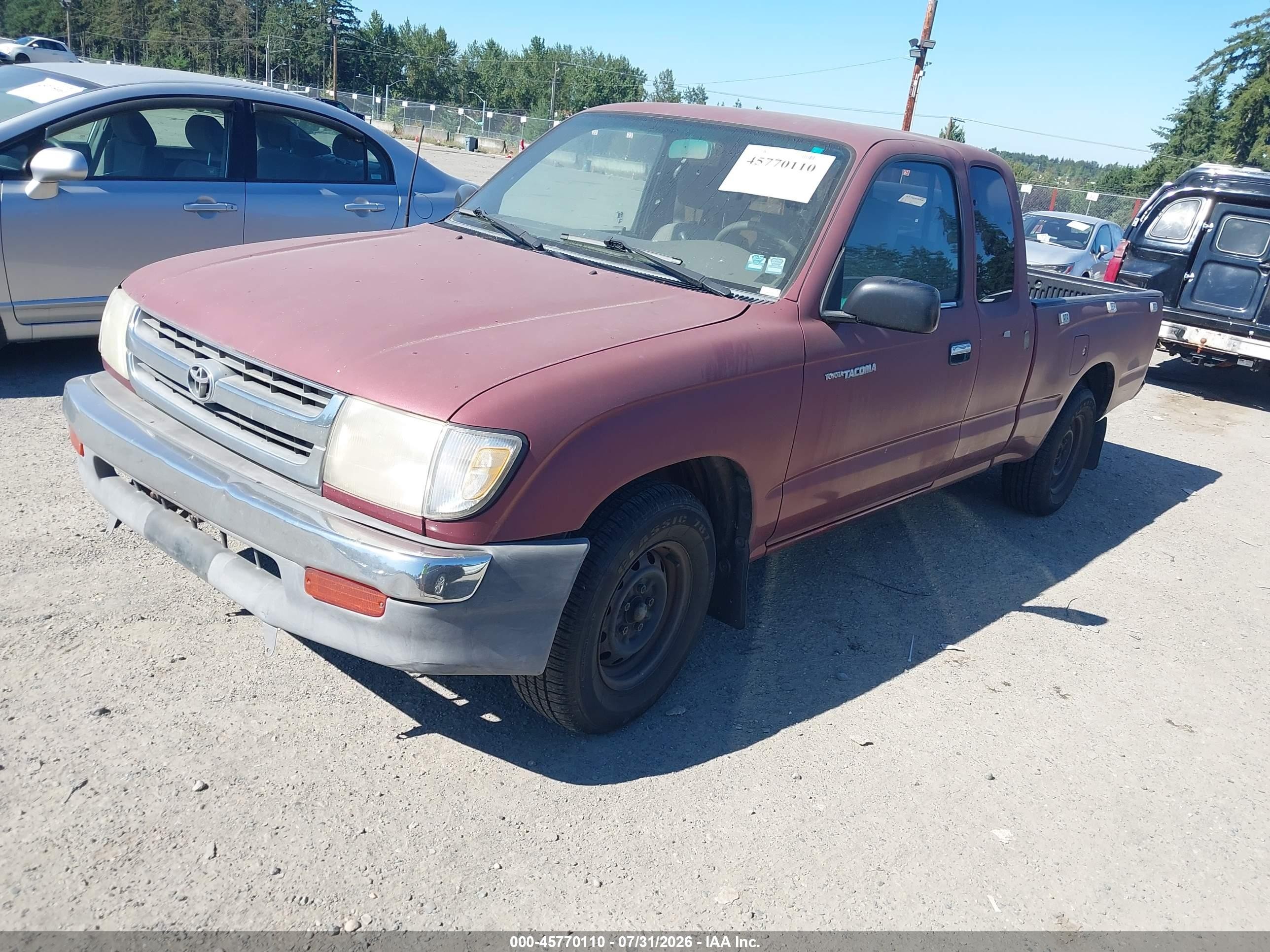 1998 Toyota Tacoma   Burgundy vin: 4TAVL52N4WZ007844