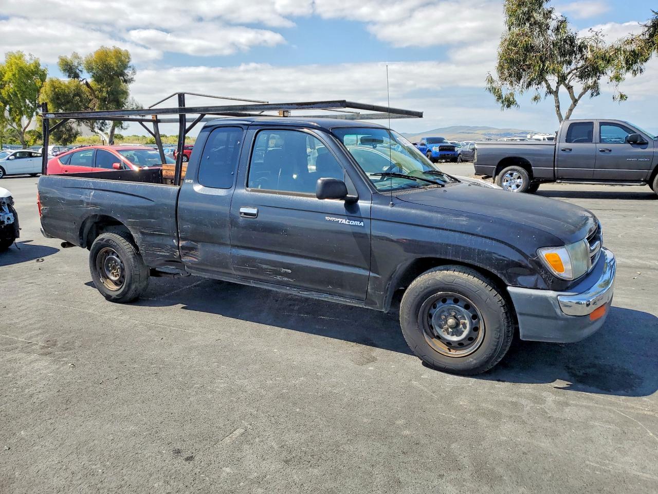 1999 Toyota Tacoma Xtracab Black vin: 4TAVL52N4XZ428853