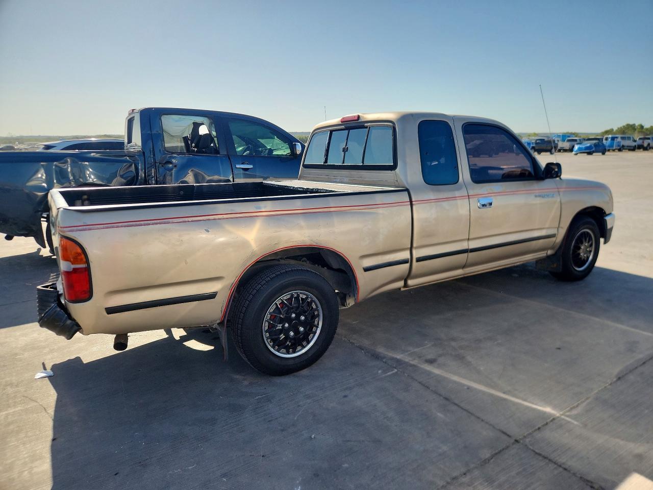 1996 Toyota Tacoma Base Бежевый vin: 4TAVL52N5TZ166139